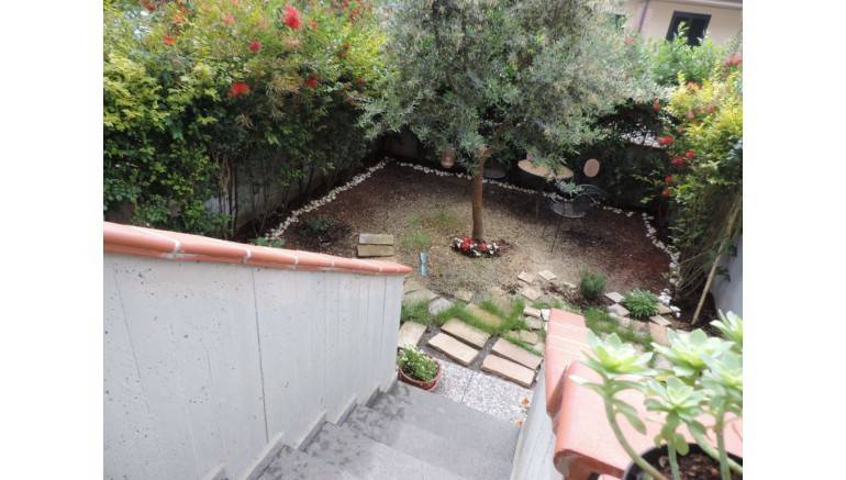 Appartamento a Roccastrada in Via dei Papaveri - Foto 2