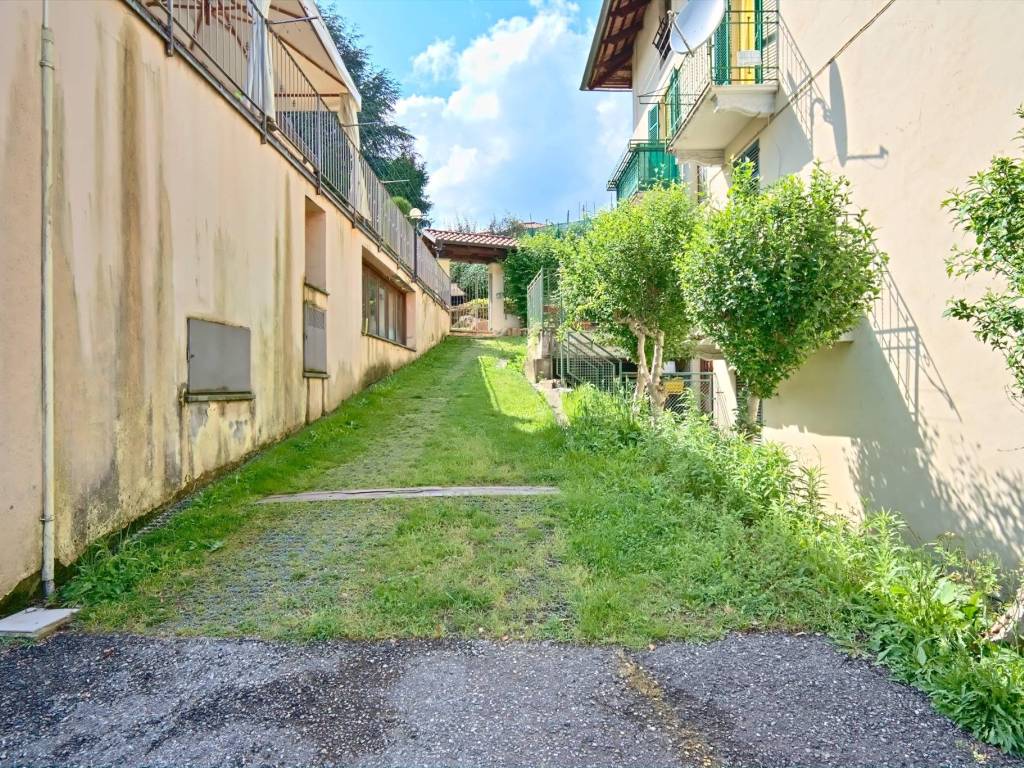 Palazzo / stabile a Valdilana in Via Bacconengo, 142 - Foto 2