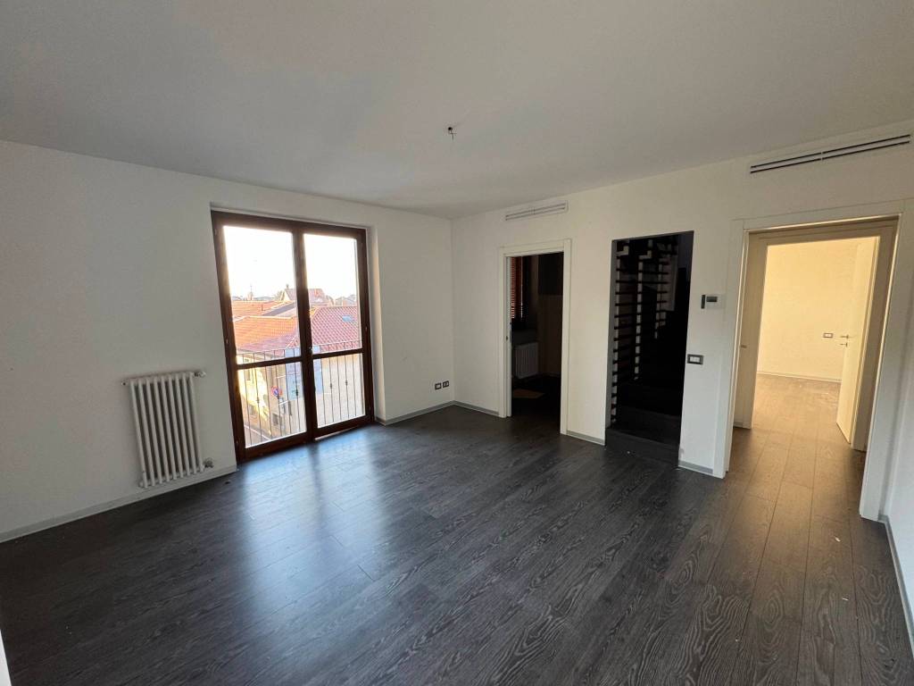 Appartamento a Fenegrò in Via Cristoforo Colombo - Foto 4