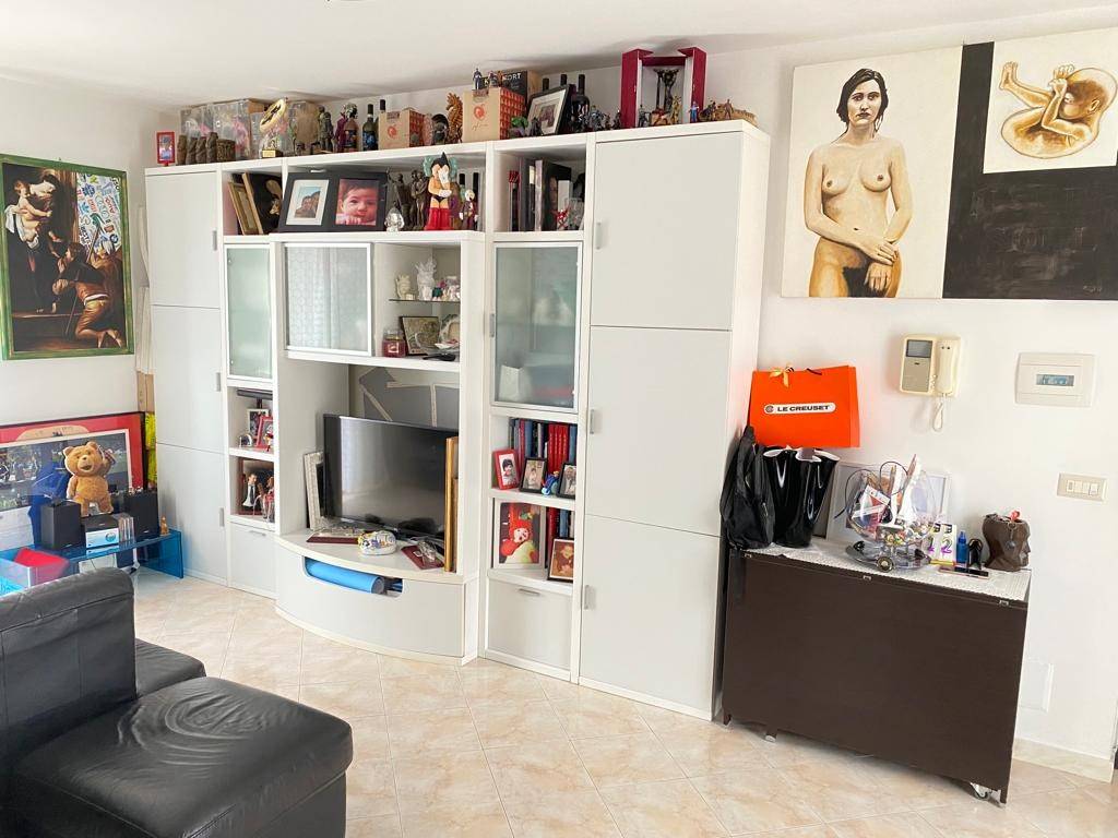 Appartamento a Messina in Via Bartolomeo Colleoni - Foto 2