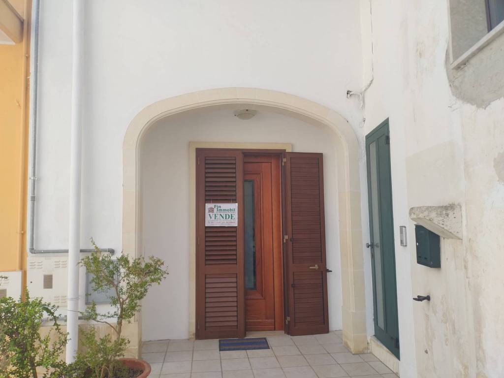 Appartamento a San donato di lecce in Via Corsica, 25 - Foto 2