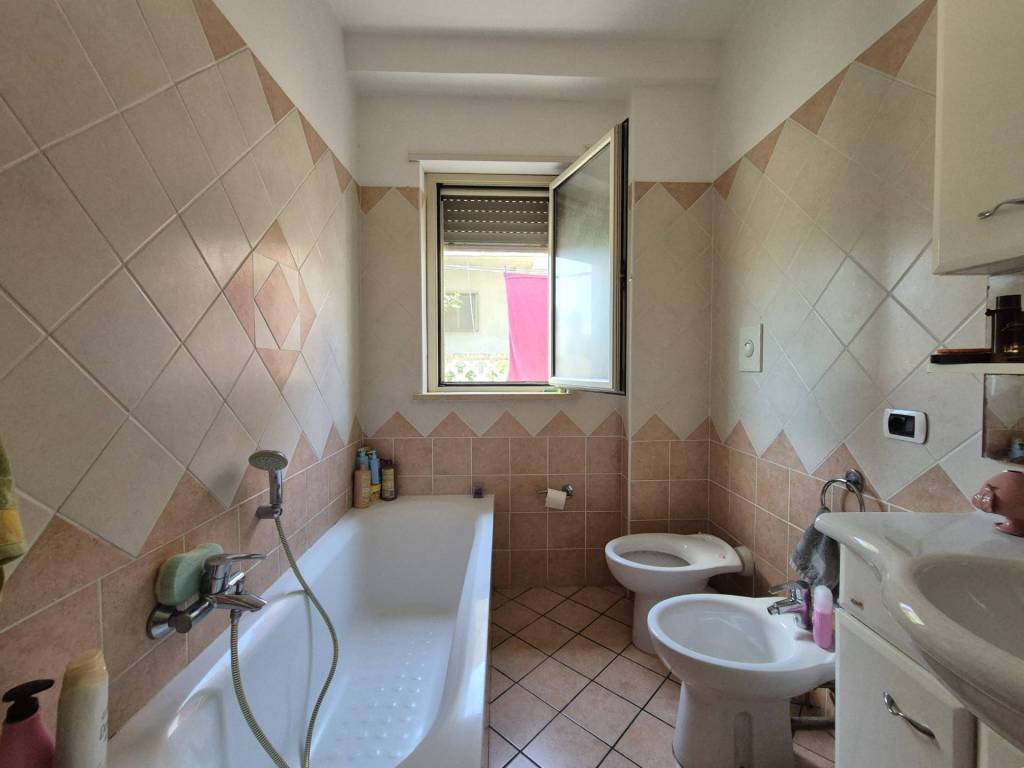 Appartamento a Catanzaro in Via Caprera, 102 - Foto 4