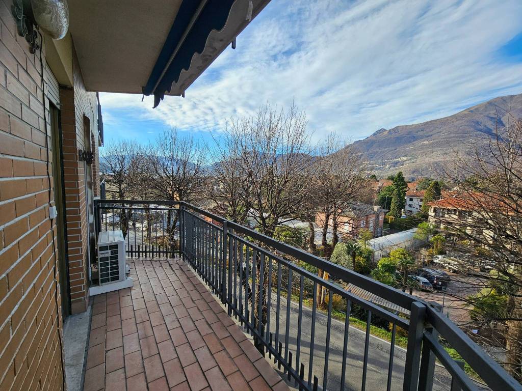 Appartamento a Dervio in Via dei Martiri della Liberazione - Foto 5