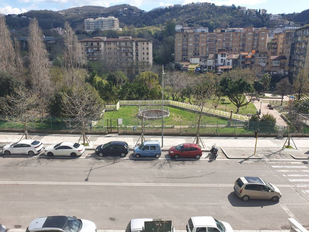 Appartamento a Salerno in Via Matteo Galliano - Foto 5
