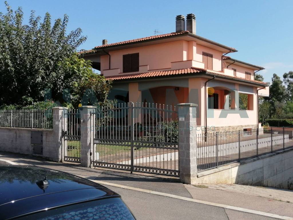 Villa a Roccastrada in Via dei Papaveri - Foto 3