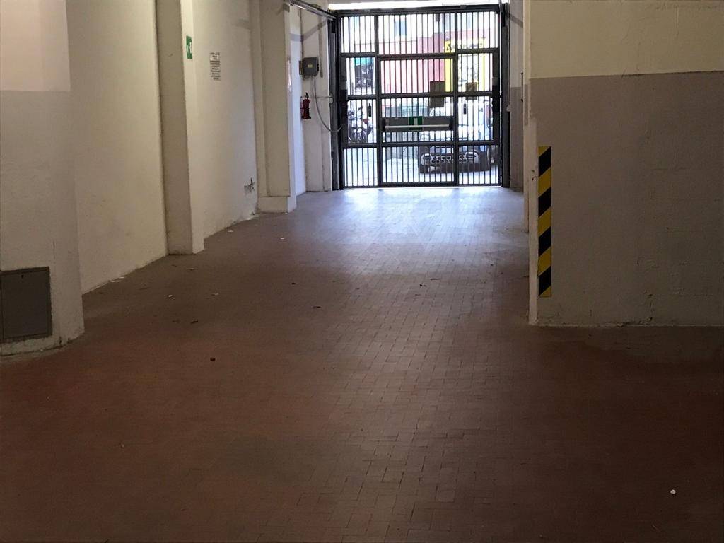 Box / garage a Genova in Via Redipuglia, 5 - Foto 2