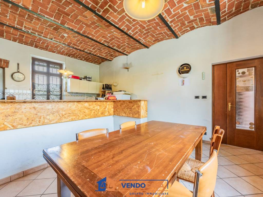 Rustico / casale a Centallo in Piazza Vittorio Emanuele II - Foto 5