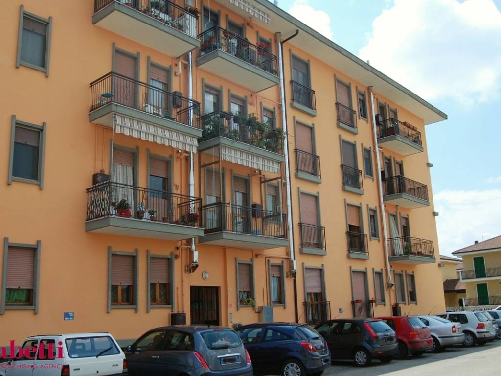 Appartamento a Bra in Via Claudiano - Foto 3