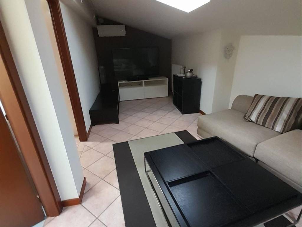 Appartamento a Porto mantovano in Strada Montata, 40 - Foto 4