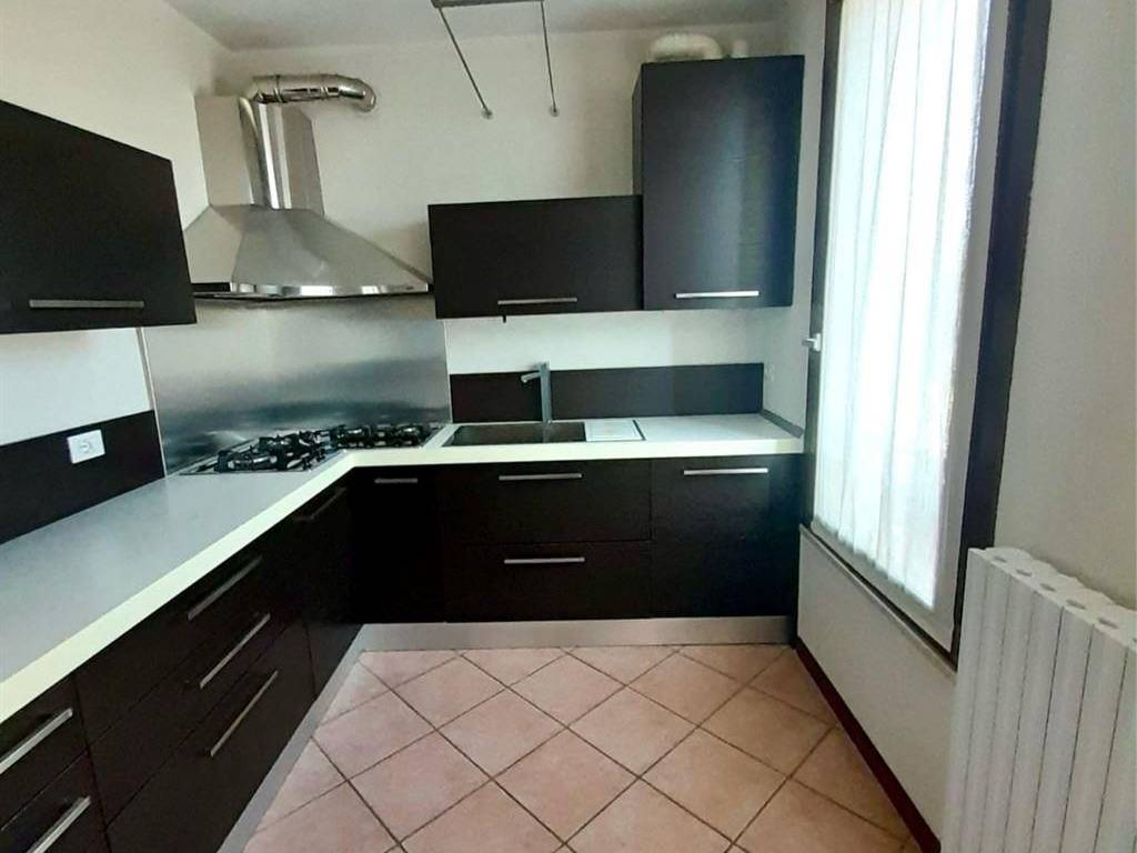 Appartamento a Porto mantovano in Strada Montata, 40 - Foto 5