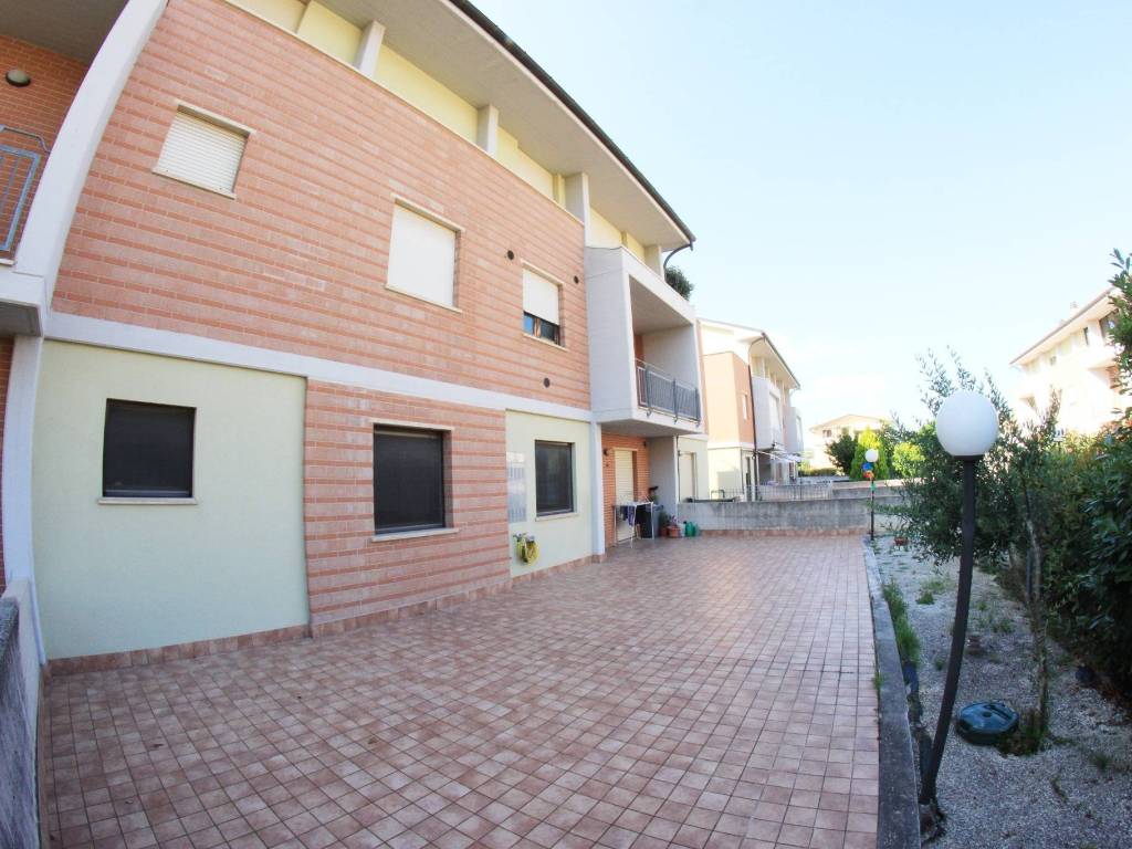 Appartamento a Fabriano in Via Carlo Urbani - Foto 3
