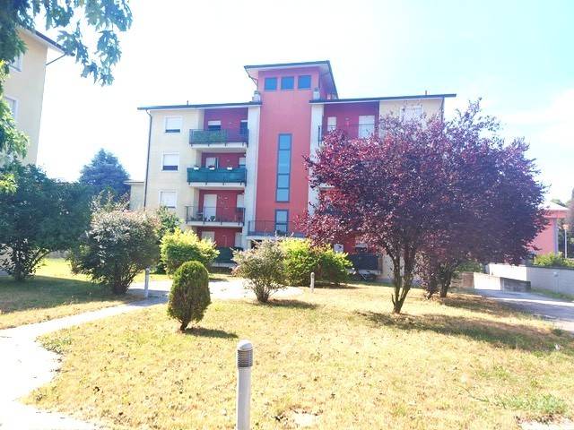 Appartamento a Trecate in Via delle Vigne, 10 - Foto 2