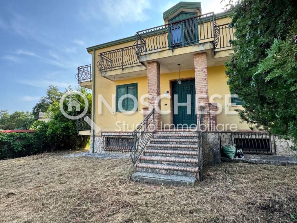 Appartamento a Montecorvino pugliano in SP28b - Foto 2