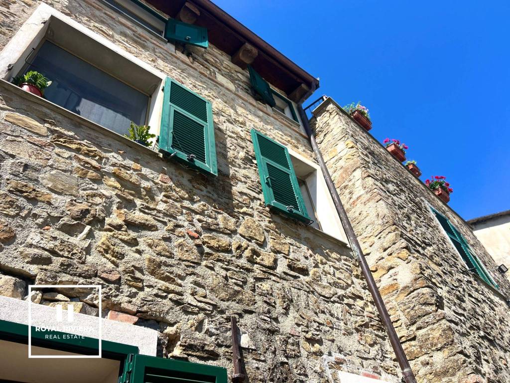 Appartamento a Perinaldo in Piazza Emilio Croesi, 5 - Foto 5