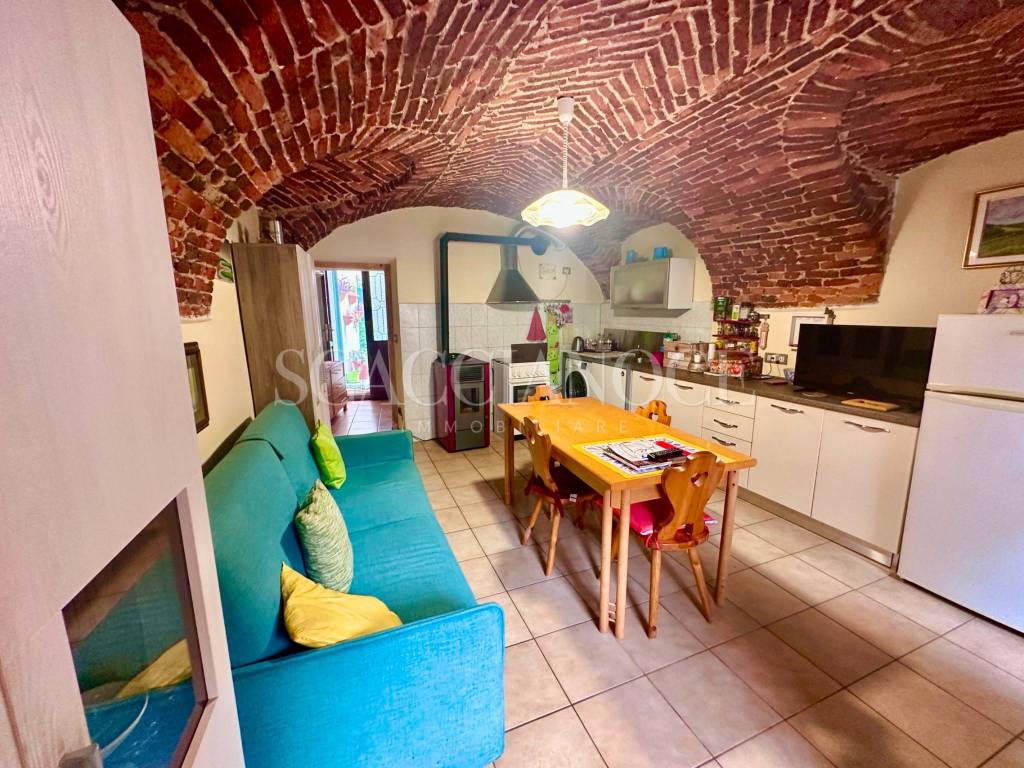 Casa indipendente a Lessona in Via Giuseppe Arduino, 7 - Foto 3