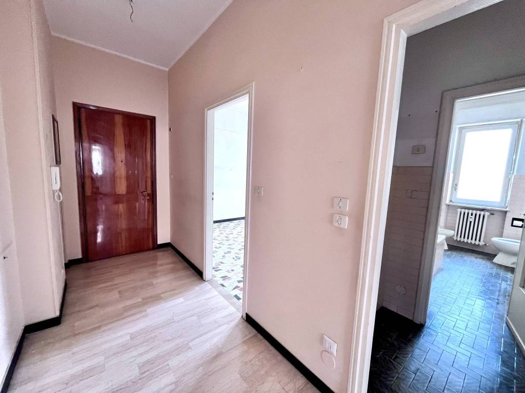Appartamento a Asti in Via Papa Giovanni XXIII, 3 - Foto 5