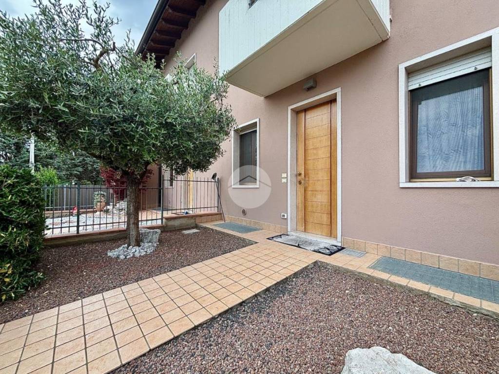Appartamento a San giovanni lupatoto in Via Fossa Crear, 13 - Foto 3