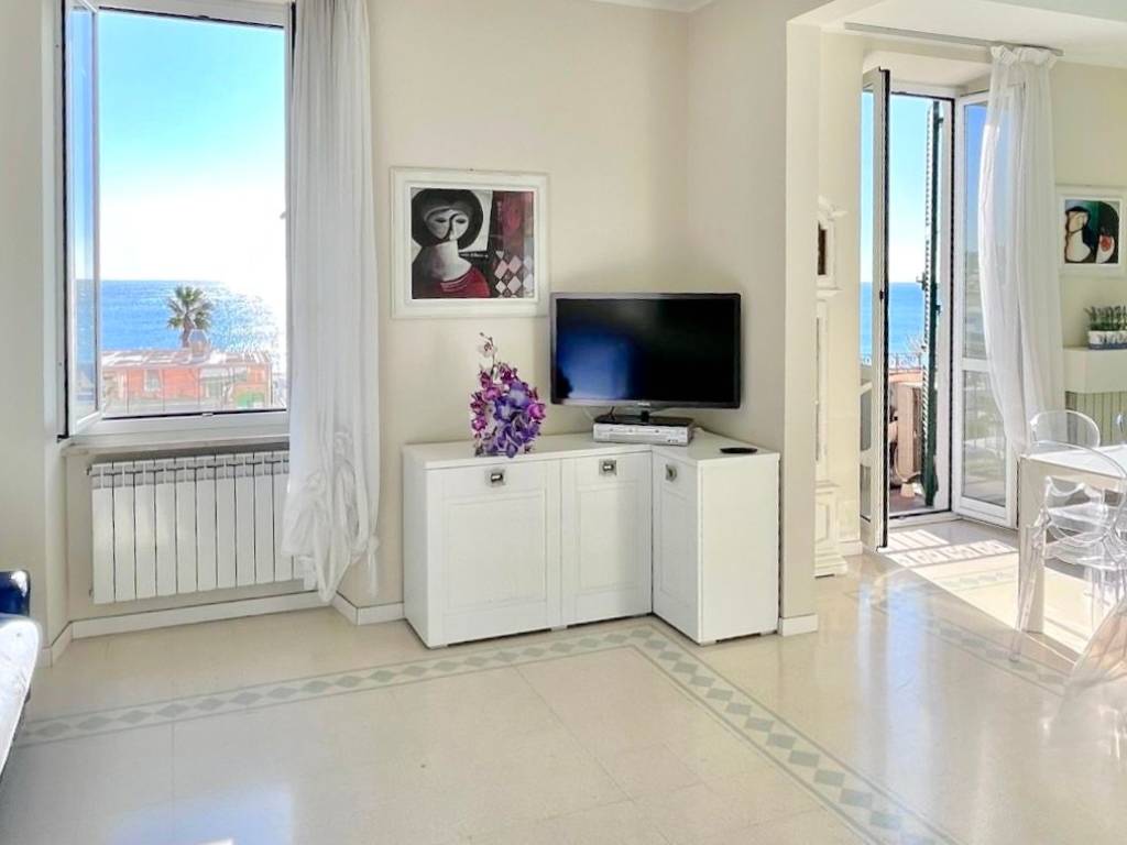 Appartamento a Albissola marina in Corso Baldovino Bigliati - Foto 3