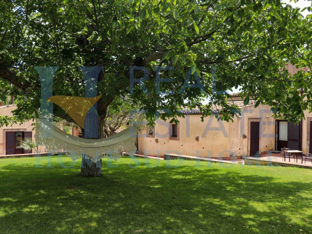 Villa a Noto in Via Salvo D'Acquisto - Foto 2
