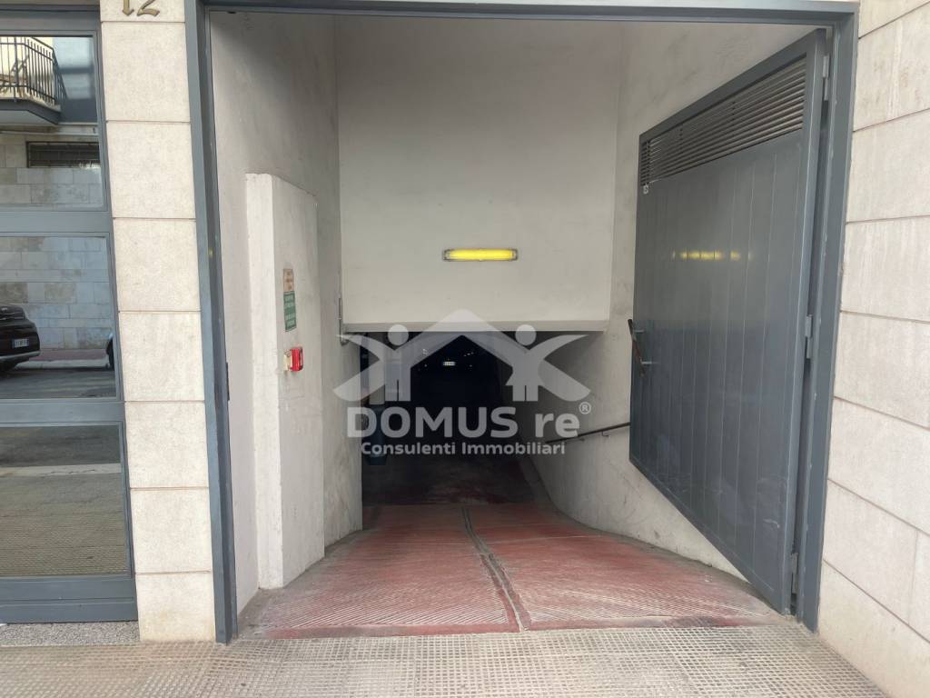 Box / garage a Andria in Via Pietro Metastasio - Foto 4