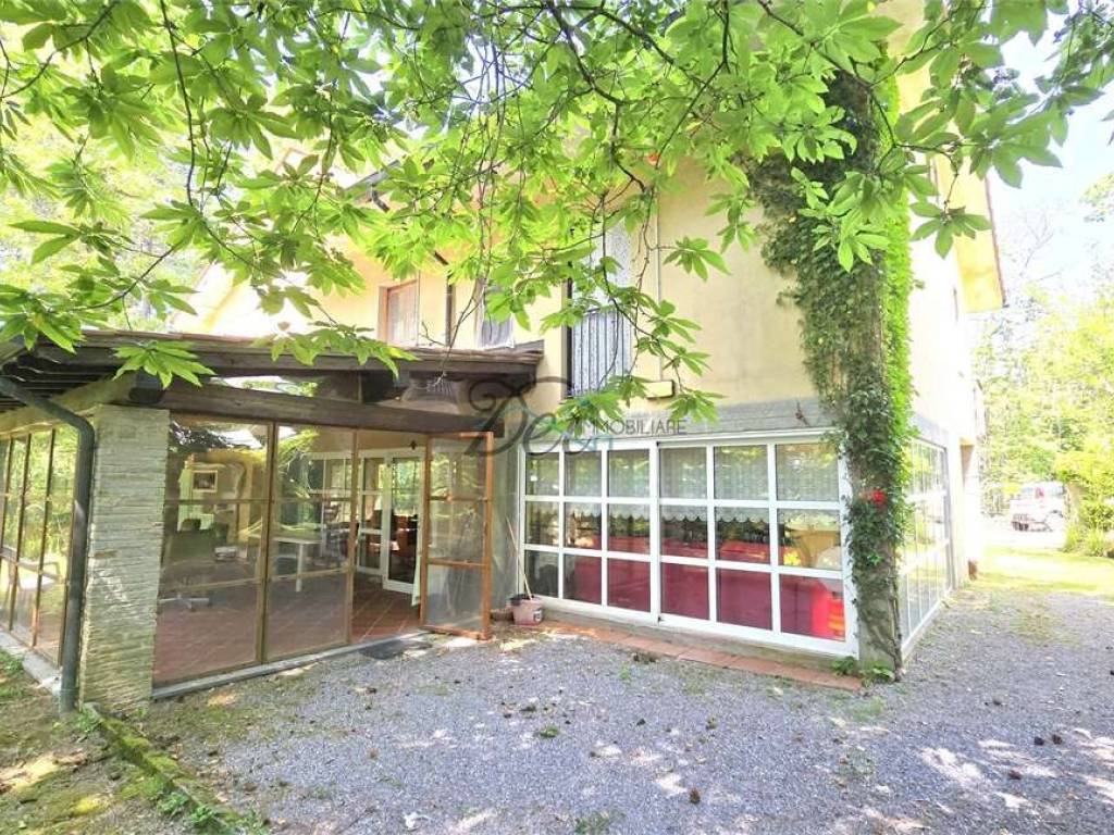 Villa a Villa basilica in via della pineta - Foto 5