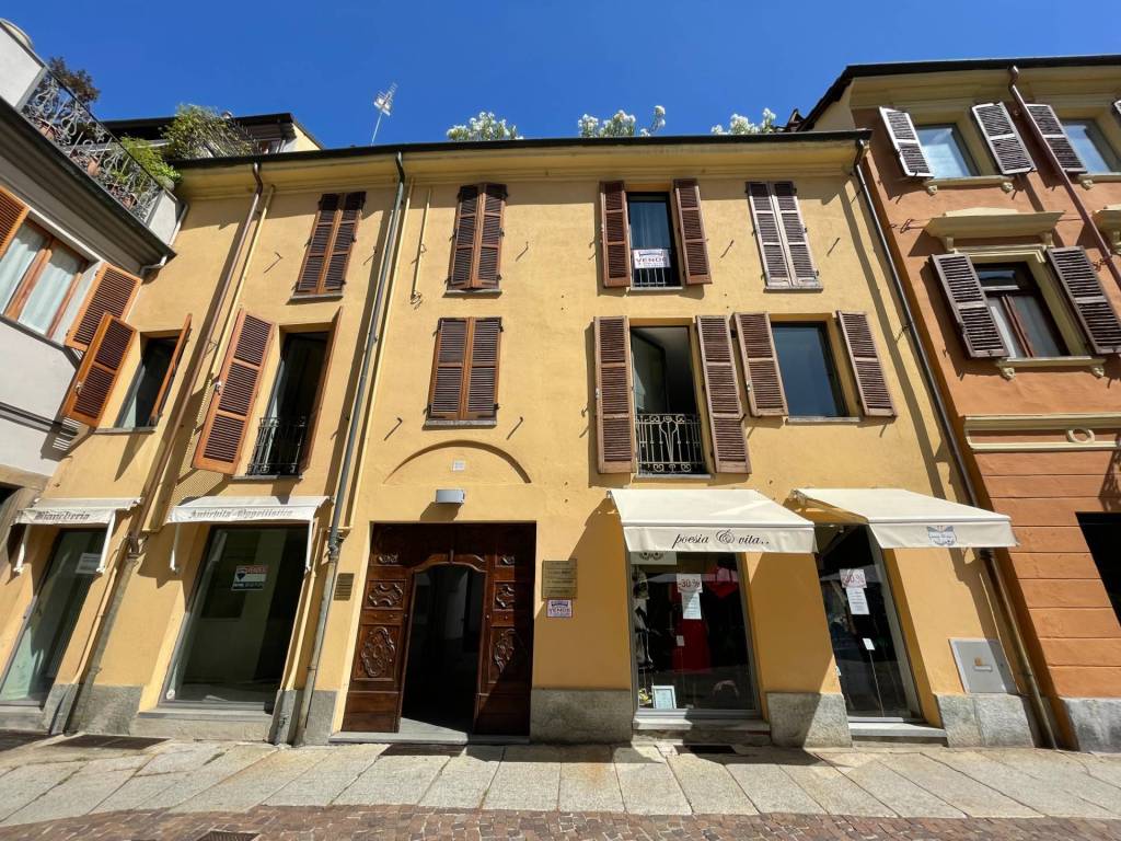 Appartamento a Asti in piazza Astesano, 20 - Foto 2