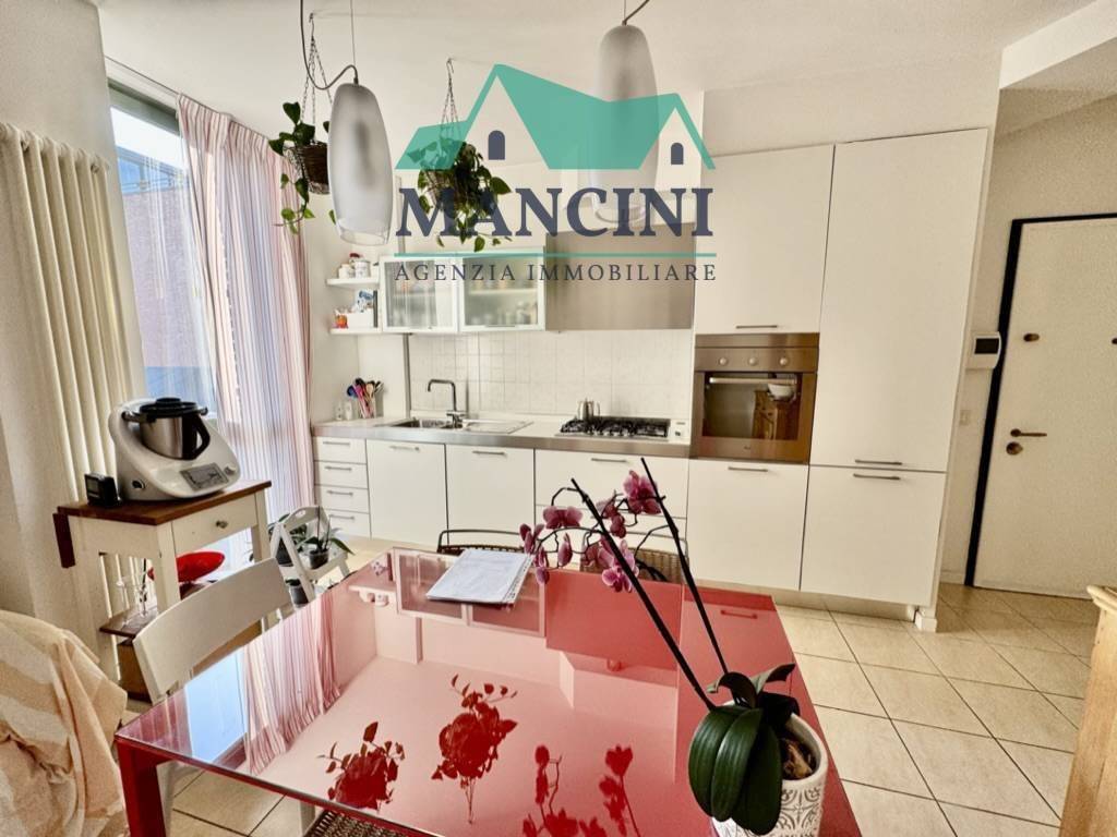 Appartamento a Jesi in VIA LAVATOIO - Foto 2