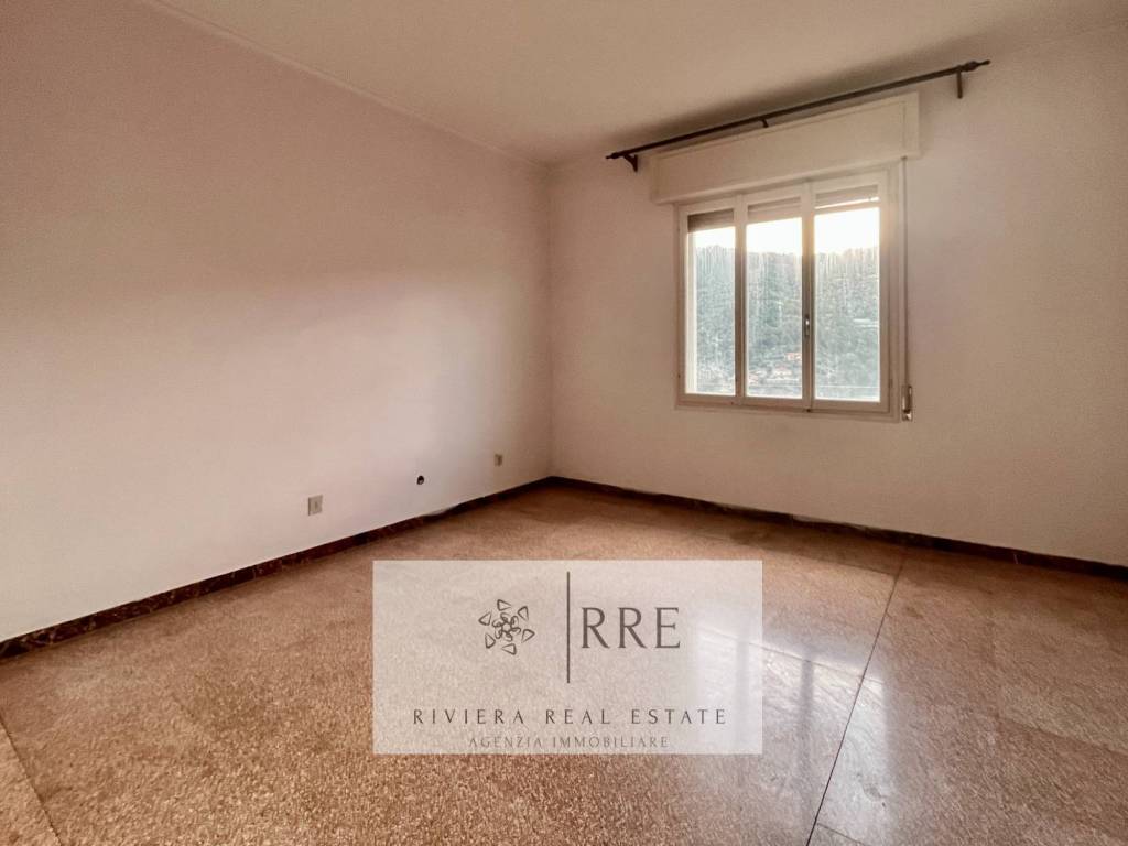 Appartamento a Imperia in Via Battisti - Foto 2