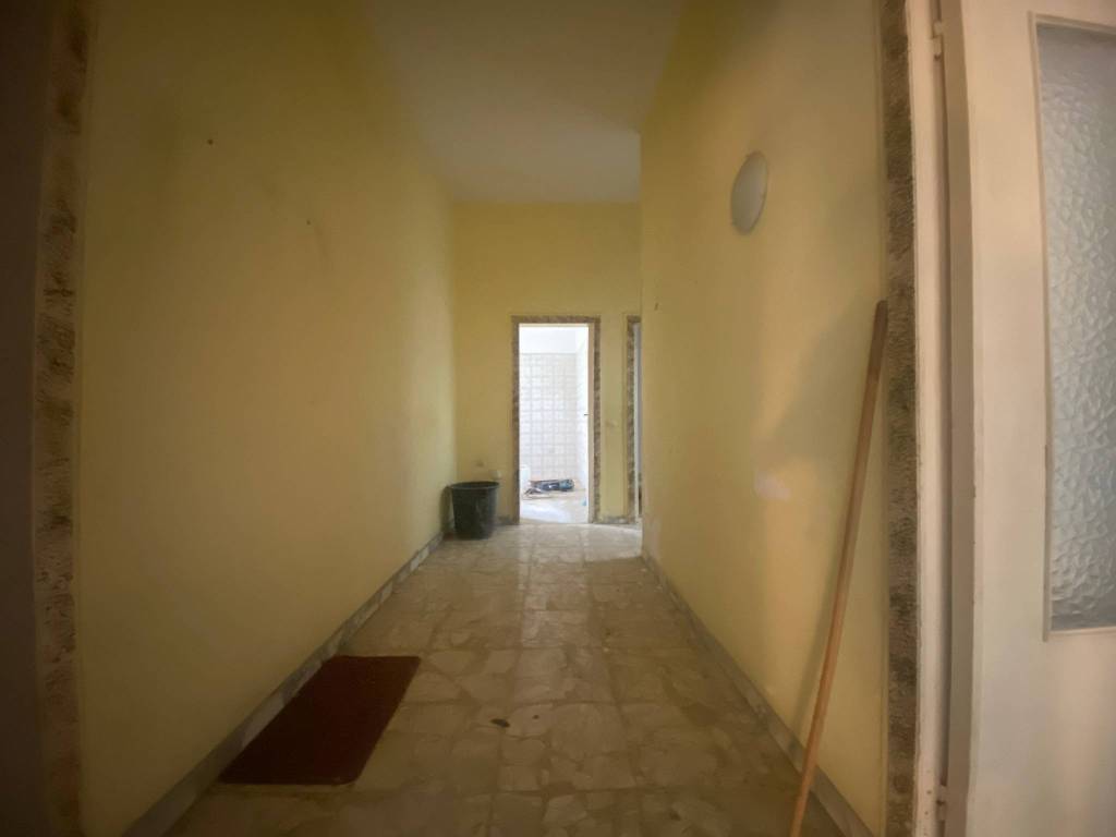 Appartamento a Brindisi in Via Papa Giovanni XXIII, 8 - Foto 2