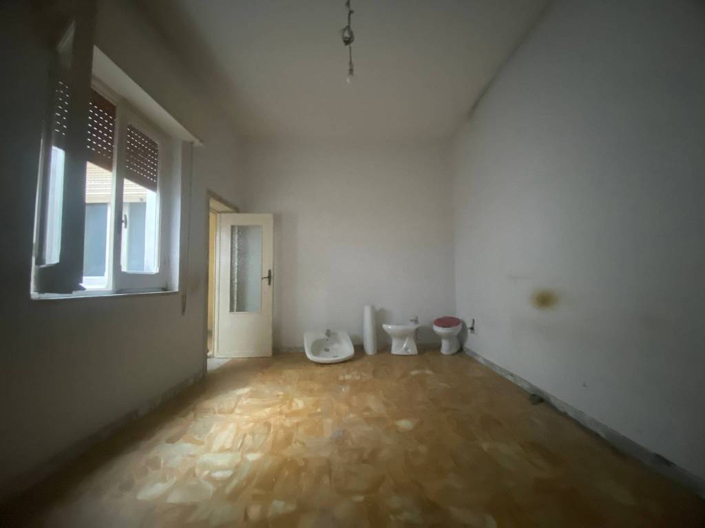 Appartamento a Brindisi in Via Papa Giovanni XXIII, 8 - Foto 4