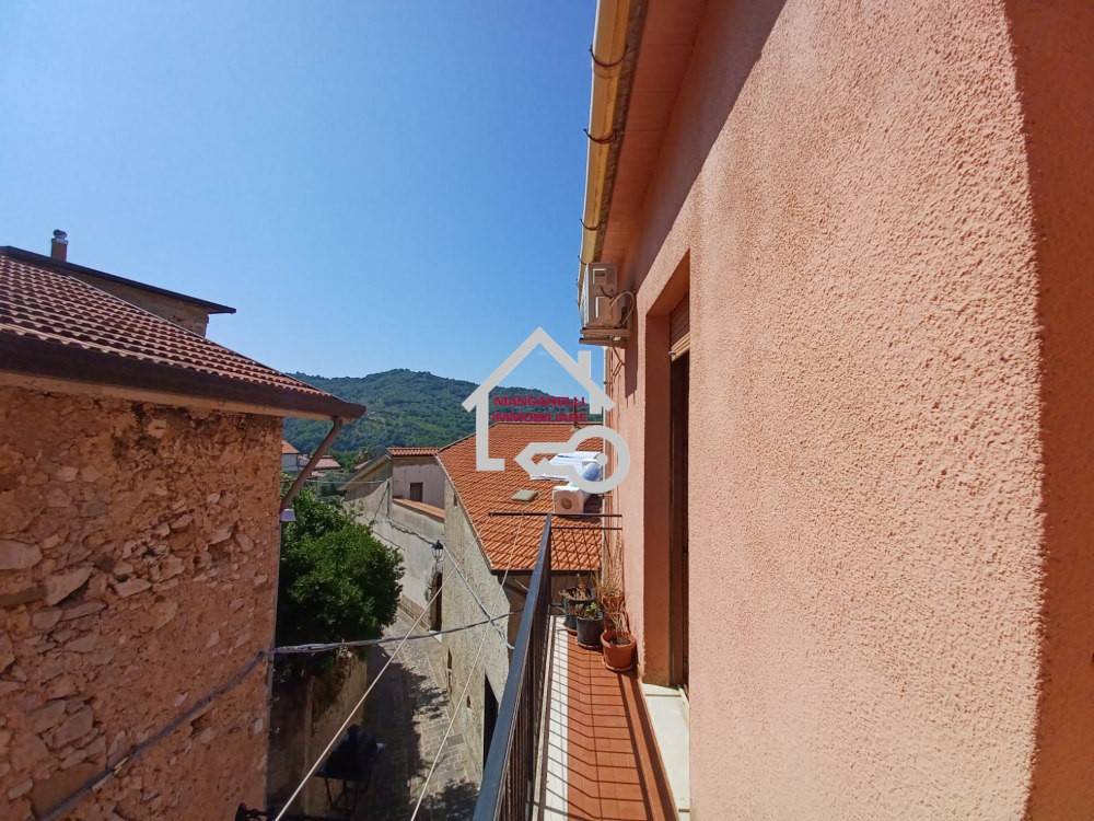 Palazzo / stabile a Giungano in Piazza Guglielmo Oberdan, 7 - Foto 2