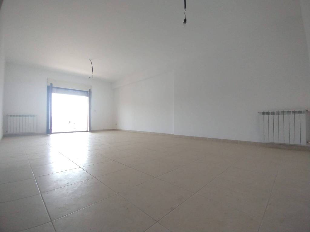 Appartamento a Reggio calabria in Via Reggio Campi Tronco 1, 13 - Foto 5