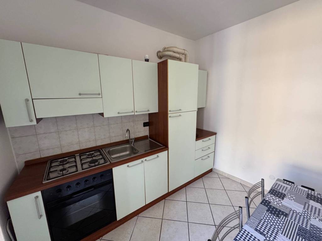 Appartamento a Alessandria in Via Inviziati, 26 - Foto 3