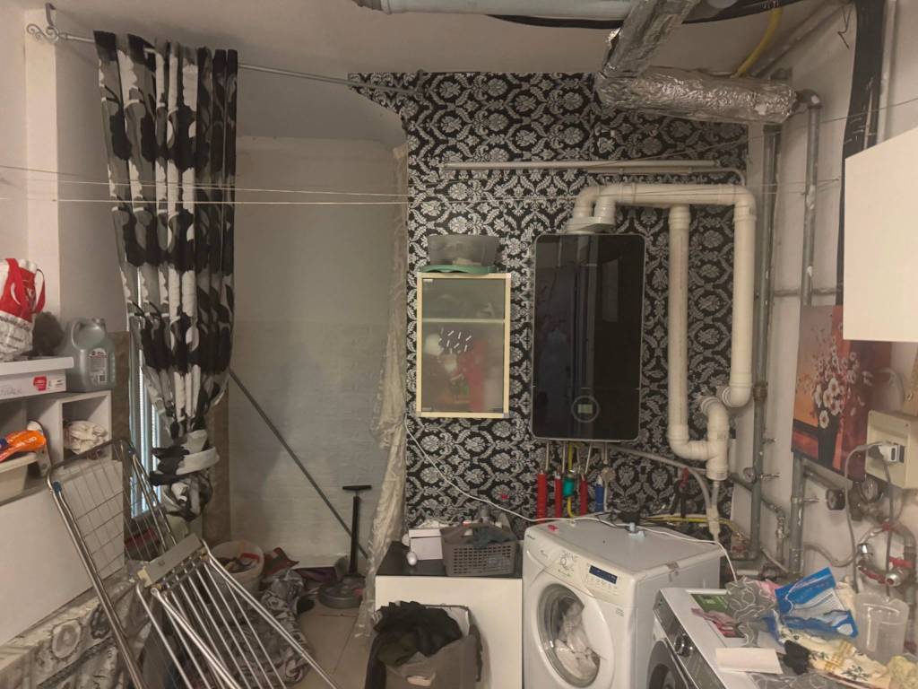 Casa indipendente a Cerano in Via Enrico Besozzi, 9 - Foto 3