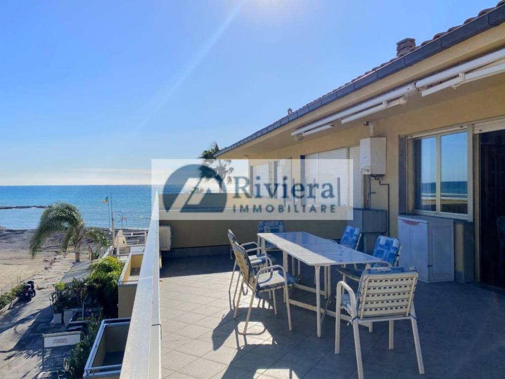 Appartamento a Diano marina in Via Ville Nuove, 22 - Foto 3