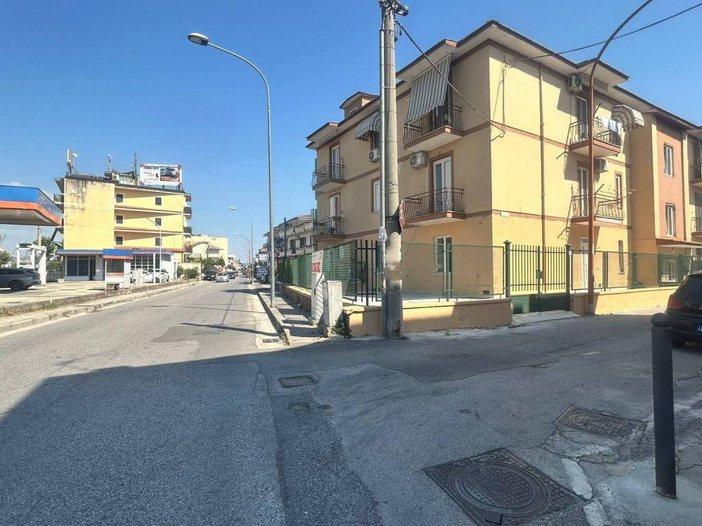 Appartamento a Casapulla in Via Enrico De Nicola - Foto 3