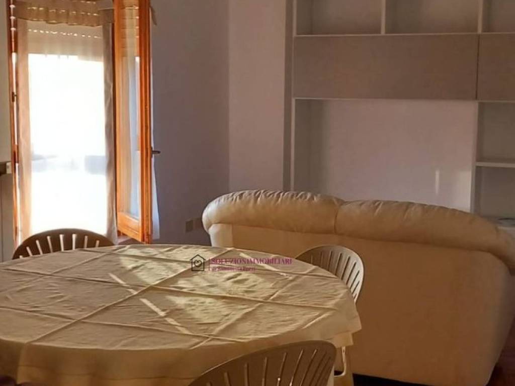 Appartamento a Bastia umbra in PIAZZA MAZZINI - Foto 2