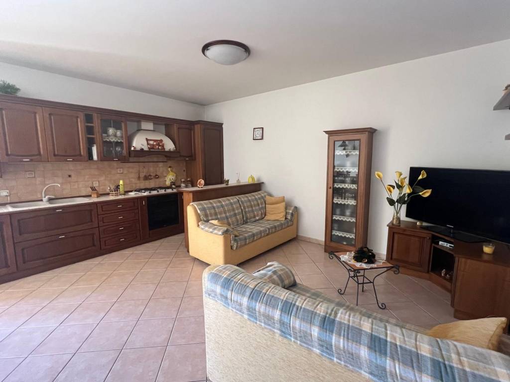 Appartamento a Castel di sangro in Via Nicola Mancini - Foto 4