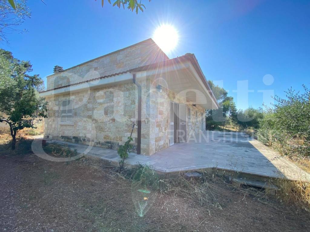 Villa a Trani in Via Guido Malcangi - Foto 2