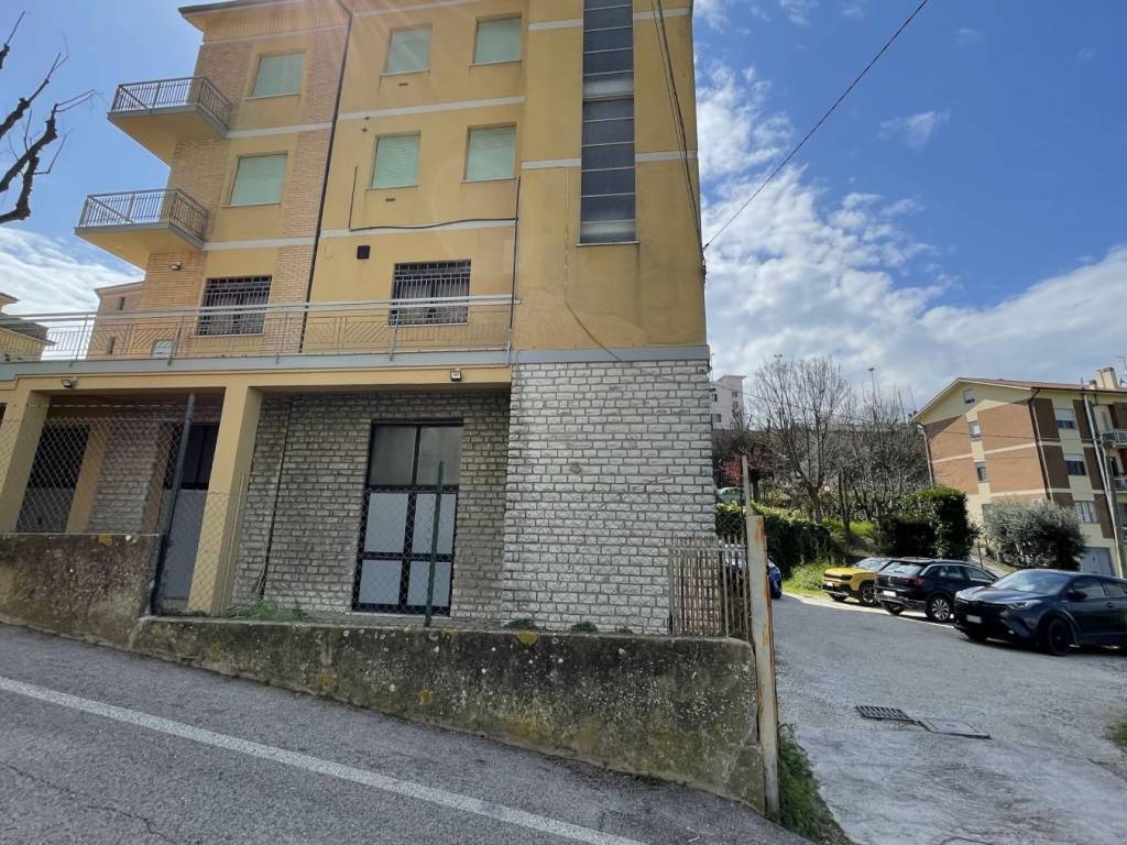 Appartamento a San costanzo in Viale della Libertà, 3 - Foto 5