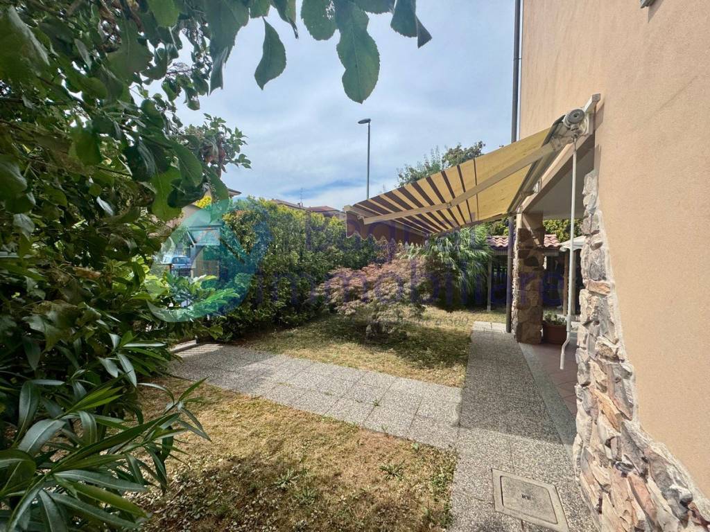 Villetta a schiera a Trecate in Via degli Angeli, 2 - Foto 4
