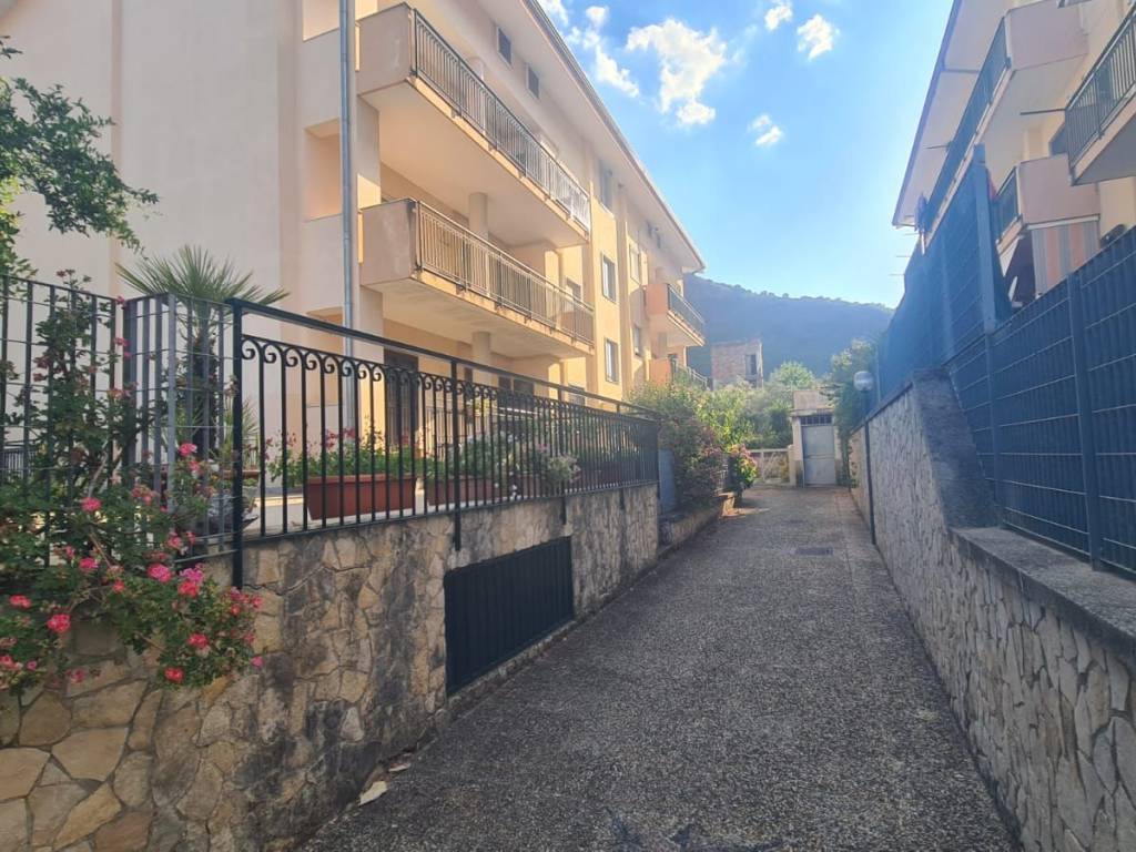 Attico / mansarda a San cipriano picentino in Via Acquara - Foto 5