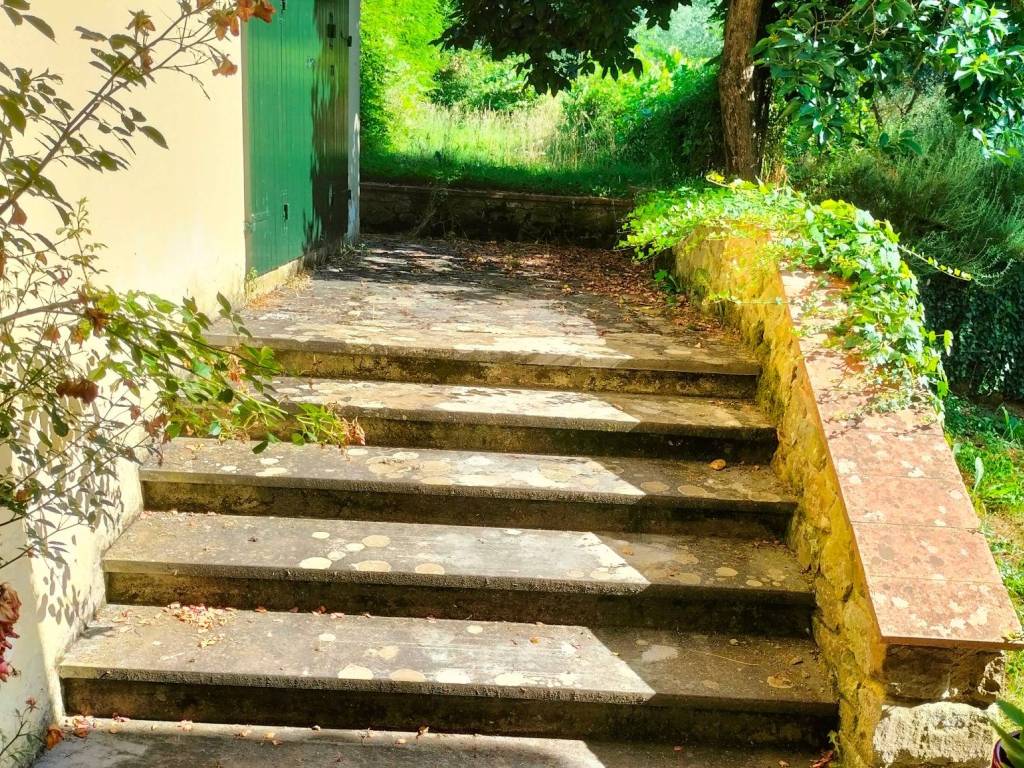 Villa a Castelfranco piandisco in Strada Provinciale della Castagneta - Foto 3