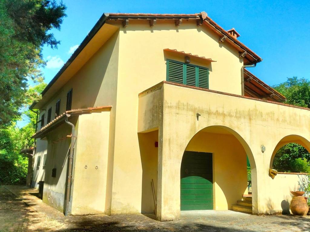 Villa a Castelfranco piandisco in Strada Provinciale della Castagneta - Foto 5