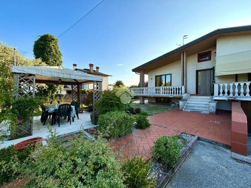 Villa a Santa giustina in colle in Via S. Giorgio, 500 - Foto 2