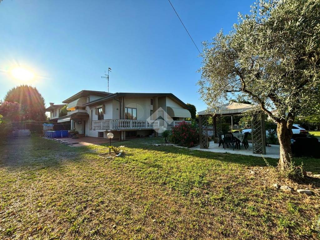 Villa a Santa giustina in colle in Via S. Giorgio, 500 - Foto 4