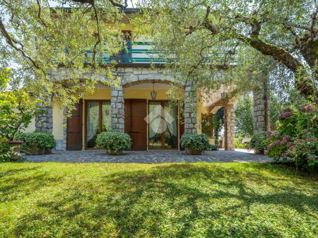 Villa a San felice del benaco in Via Roseti - Foto 3