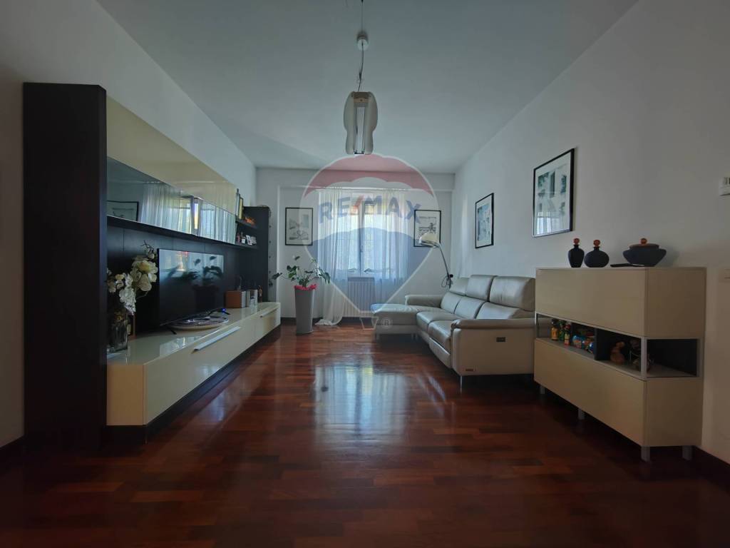 Appartamento a Falconara marittima in Via Milano, 1 - Foto 5