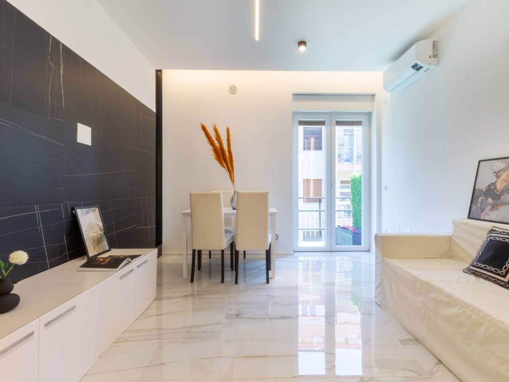 Appartamento a Cagliari in Via Luigi Einaudi, 43 - Foto 2