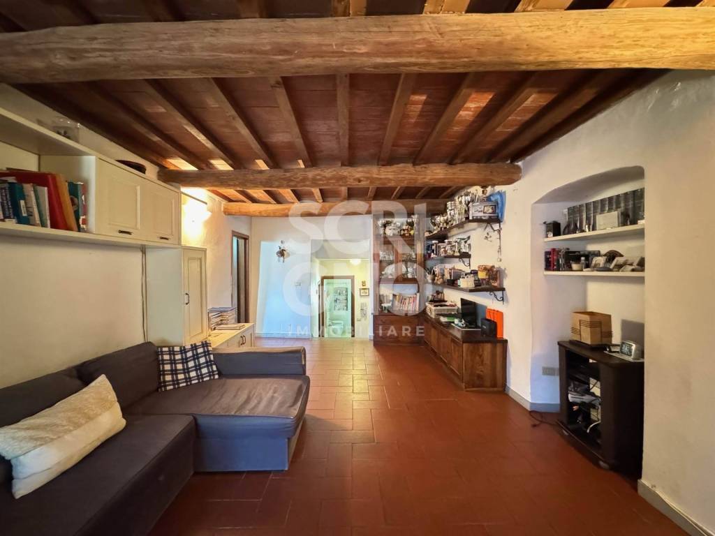 Appartamento a Vaiano in Via Collisassi - Foto 5